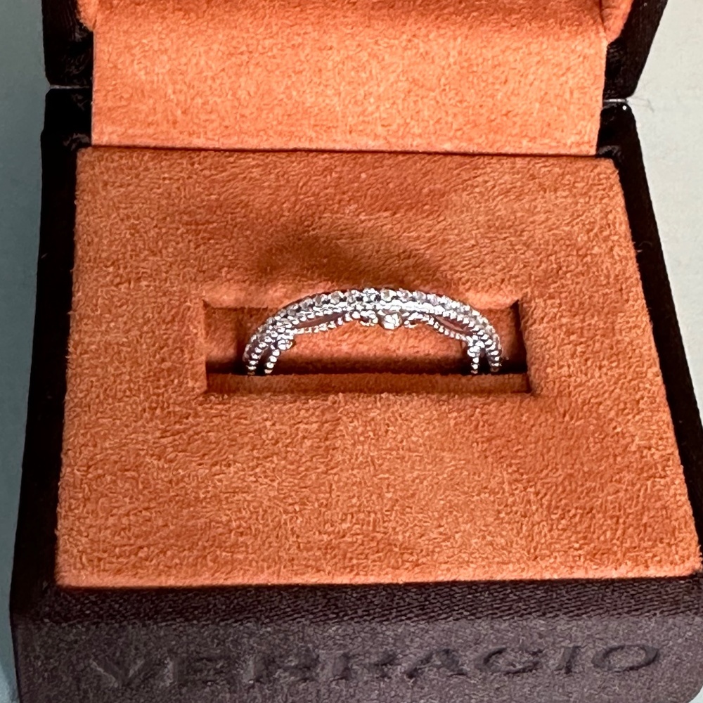 Designer VERRAGIO Diamond & 18K White Gold Wedding Ring Band ~INSIGNIA Coll. $4K